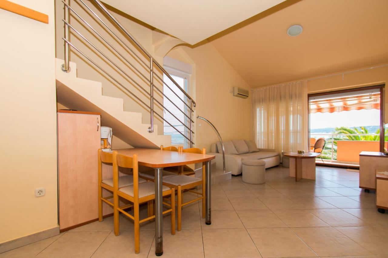 Apartments Matas Sukosan Exterior photo