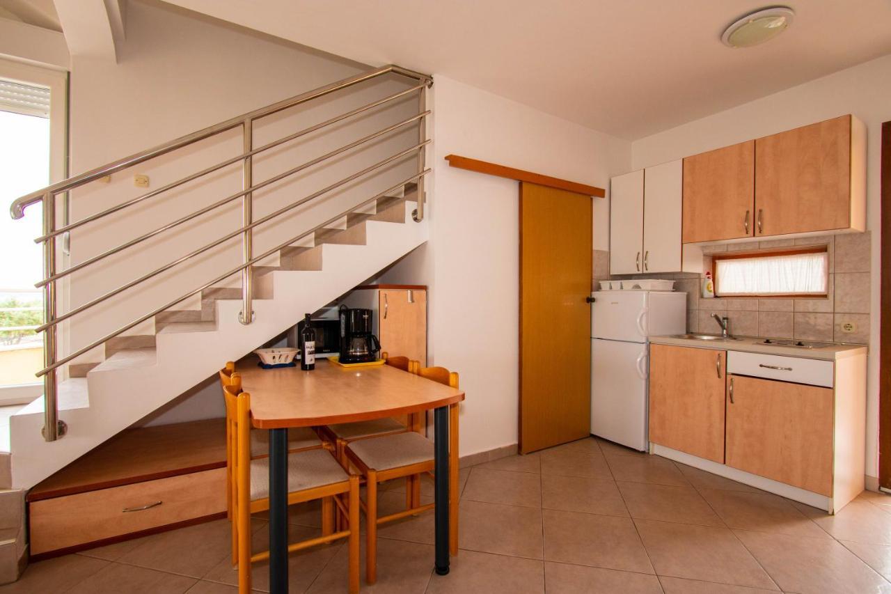 Apartments Matas Sukosan Exterior photo